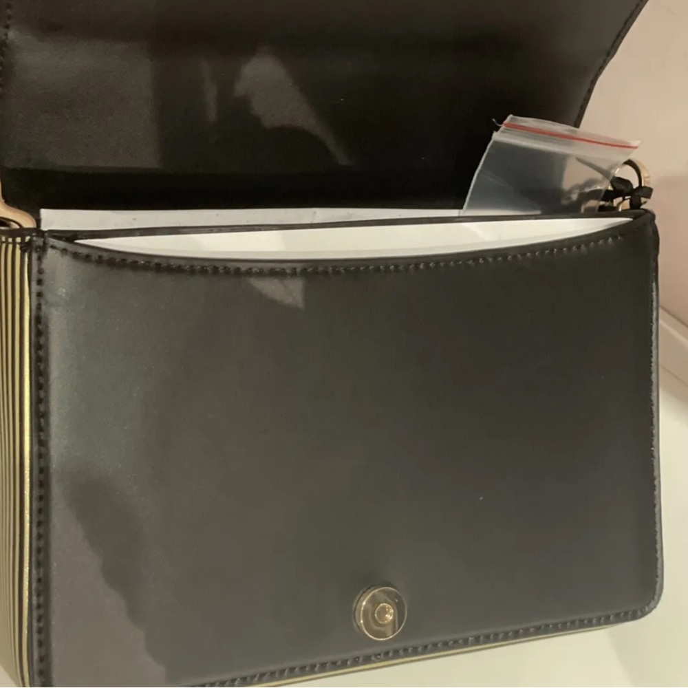 NWT Kate Spade X Disney Beauty and the Beast 3d Book Crossbody￼black - Picture 13 of 14
